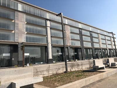 10 Marla Brand New Facing Courtyard Building For Sale In Raya Fairways Commercial