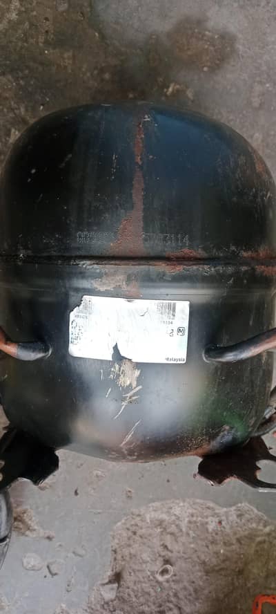 Full size fridge compressor jeniun