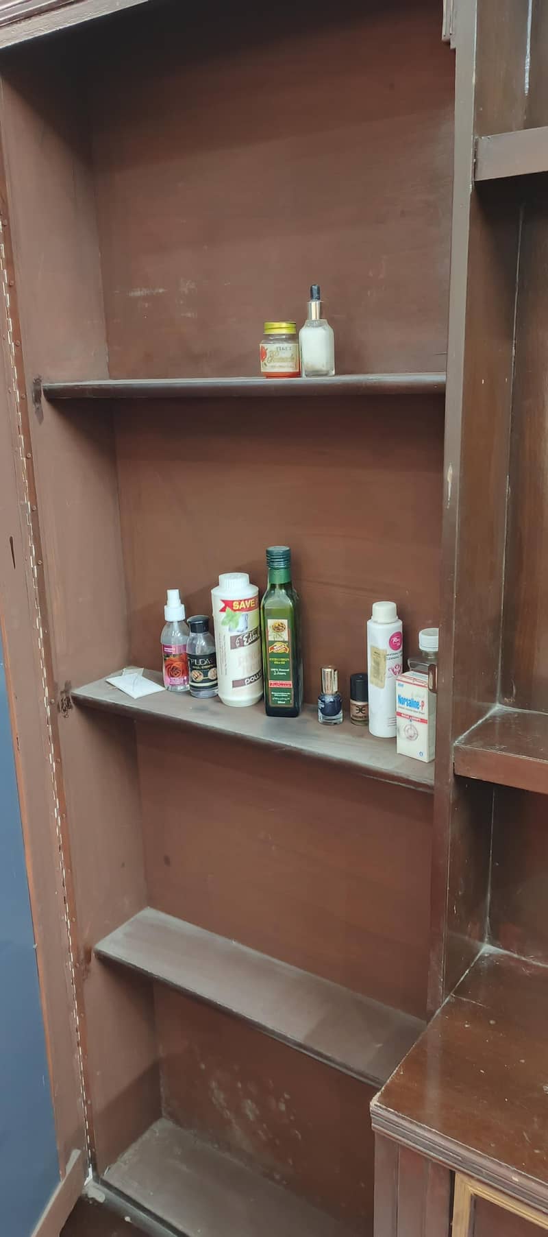 Used Dressing Table 1