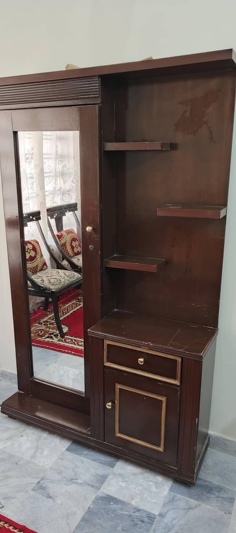 Used Dressing Table 4