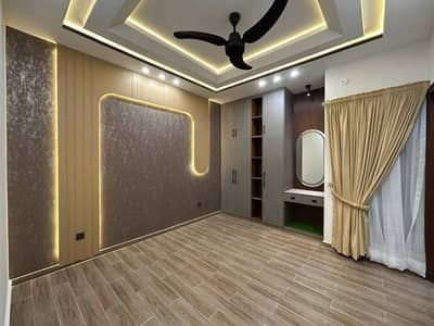 Modern Interior Decor: Wallpapers, Vinyl Flooring, PVC Panels, cieling