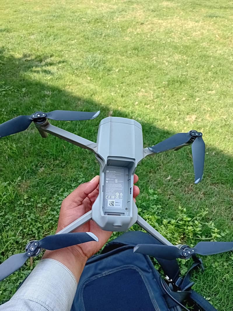 DJI Air 2  Drone | Fly More Kit | 3 Batteries | Remote | Bag 3