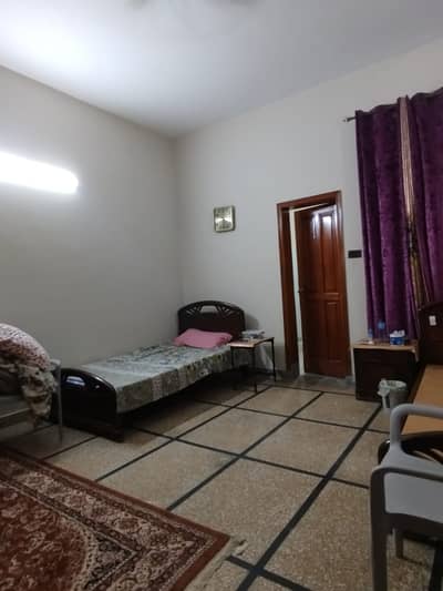 Prime Location 10 Marla Double Storey House For Sale In M Block Model Town Lahore