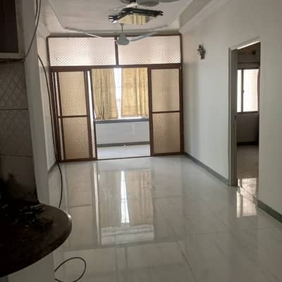 Prime Location In Gulistan-e-Jauhar - Block 13 Flat Sized 1650 Square Feet For sale