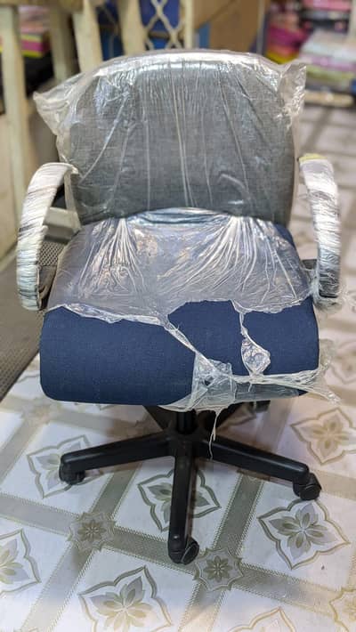 Revolving Chair 10 by 10 condition