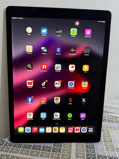 Apple iPad Pro 12.9" (2nd Gen) 256GB – Excellent Condition