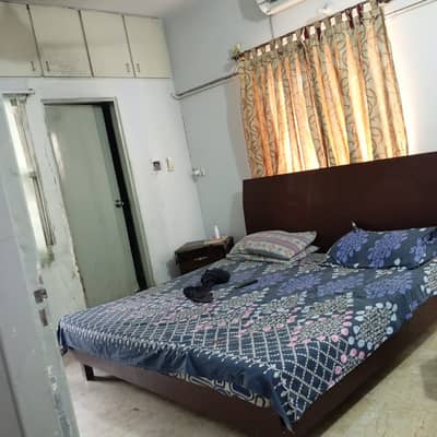 Prominently-Located Prime Location 1300 Square Feet Flat Available In Gulistan-E-Jauhar - Block 13