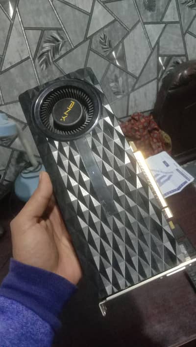 DDR 5 4 GB GRAPHIC CARD