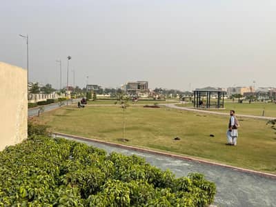 10 Marla Plot For Sale DHA Phase 7 T-Block