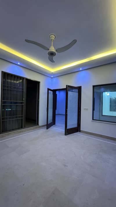 PREMIUM 5 BEDROOM MODERN HOUSE | TOP LOCATION | DHA PHASE 4