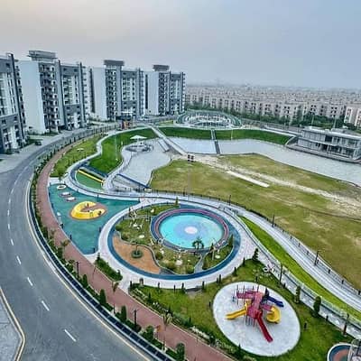 Lakeview Living Modern Apartment for Rent with a View That Steals the Show!