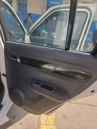 suzuki swift 2018 model urgent sale