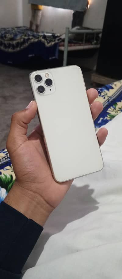 11 pro max 64Gb Battery 75 Back Change