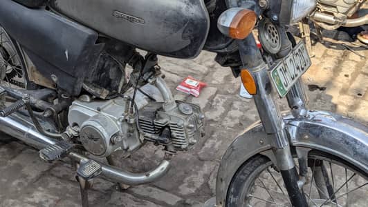 mehran bike CD 70 cc