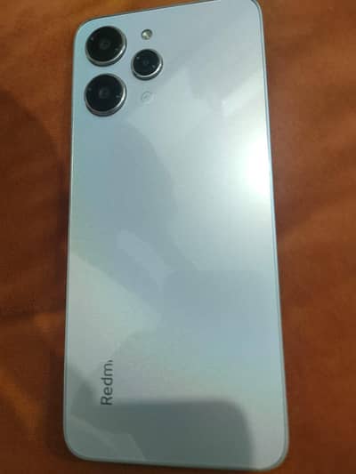 Xiomi Redmi 12 for sale. . pin pack 10/10 condition