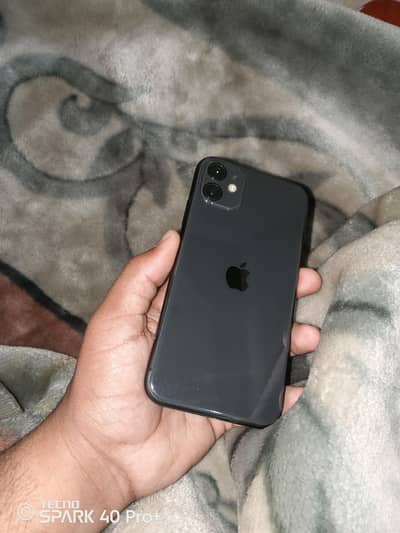 IPHONE 11 10/10 EXCHANGE POSIBLE