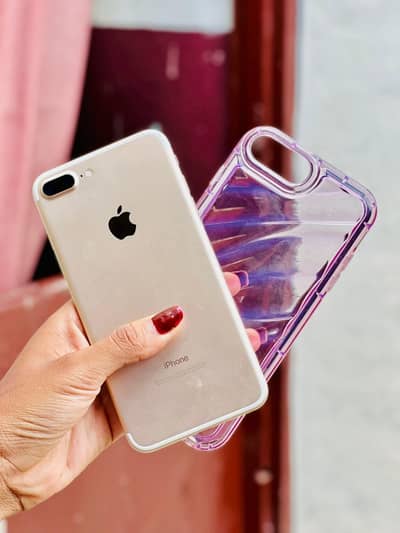 iphone 7 plus 128 GB my WhatsApp number 03 25 022 67 56