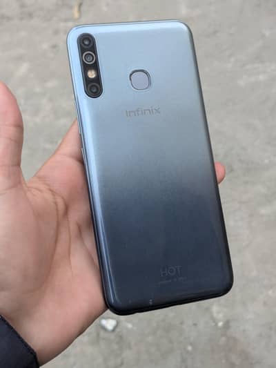 Infinix hot 8