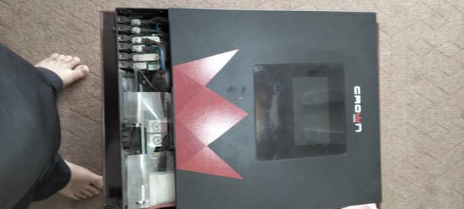 Crown Micro Xavier 5.6KW MPPT Solar Inverter for Sale Condition: Used