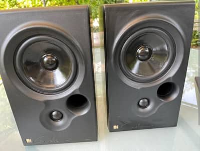 kef coda 7 speaker bookshelf speaker