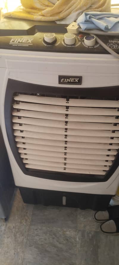 fan ac and water pump dc