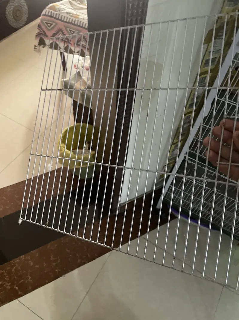 8 Portion Partition Bird Cage for Sale (Used Like New) — photo 2