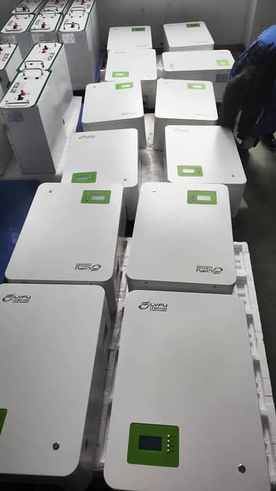 Solar Lithium Battery | 51.2V 100Ah 5.12kWh | 7 Years Warranty