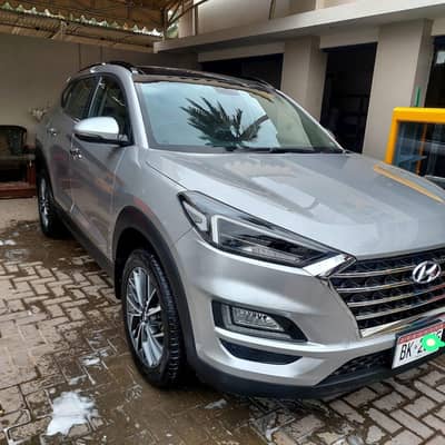 AWD Hyundai Tucson