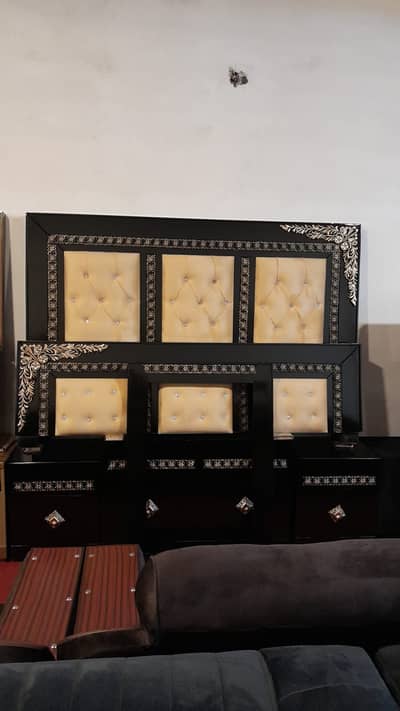 Double bed/king size bed/dressing table/bed set/Poshish bed/furniture