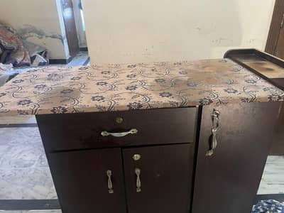 Ironing table / iron board