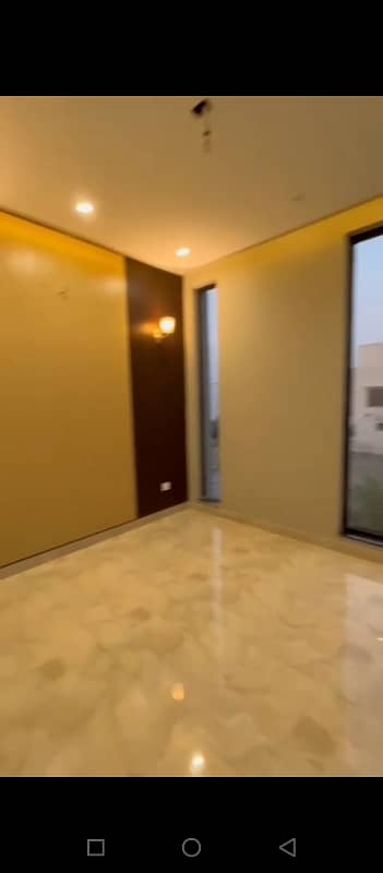 Ultra Modern Elevation House Solid Construction 9