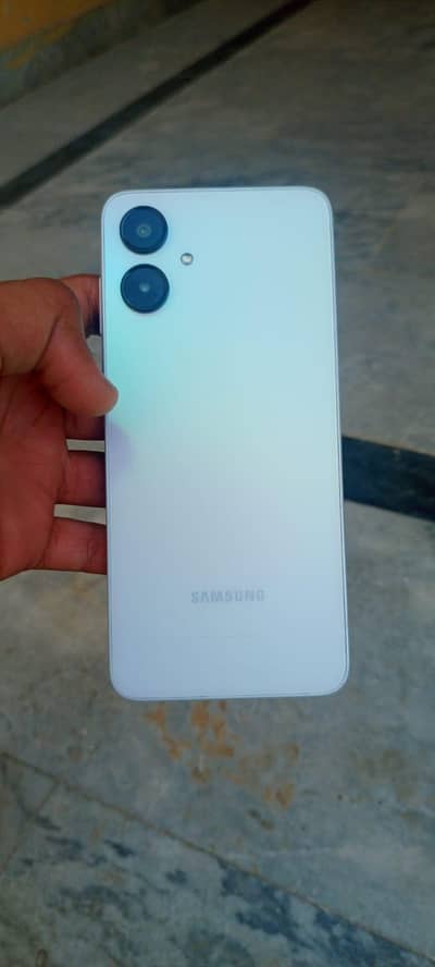 galaxy a25 5g Japan edition only one in Pakistan with box