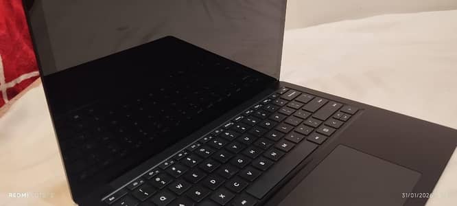 Surface Laptop 5 12th Gen Intel (R) Core (TM) i5-1245U