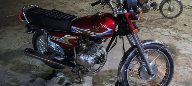 125 2019 model total genuine ha