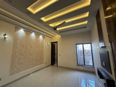 10 Marla Upper Portion Available For Rent