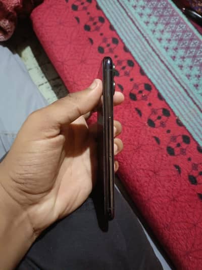 Iphone 11 pro panel chnged but truetone working 256GB Factory unlock