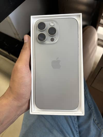 İPhone 15 pro max HK Model Approved with box