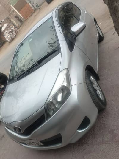 Toyota Vitz 2014