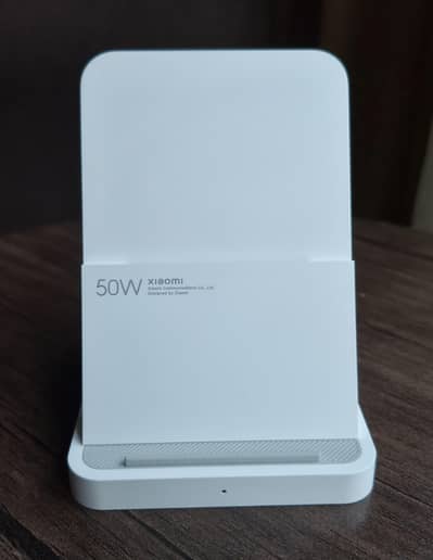 Wireless charging stand