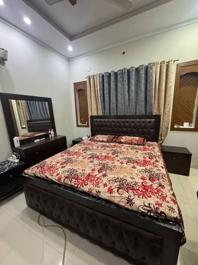 Bed and dressing and side table for sale