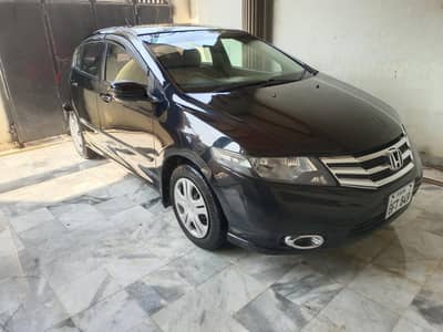 honda city 2015 model black 2nd owner . total orginal .