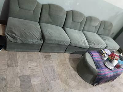 L shape seats available for sell