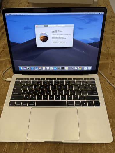 MacBook Pro 13 inch 2017 8gb/256gb