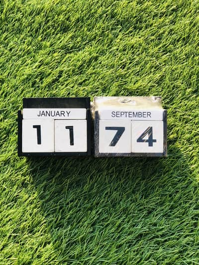 Wooden Calendar Decoration Piece