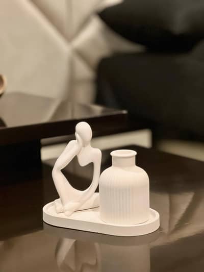 Lavish Studio Apartment Parkhouse Gulberg on per day rent