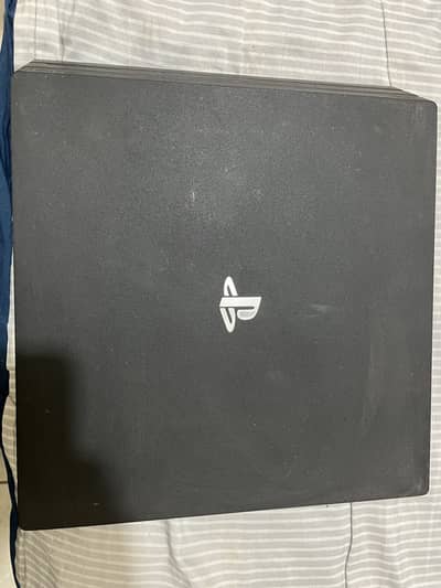 PS4 Pro 1TB Excellent condition Rarely used