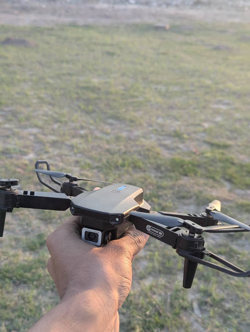 E88 Pro drone 12