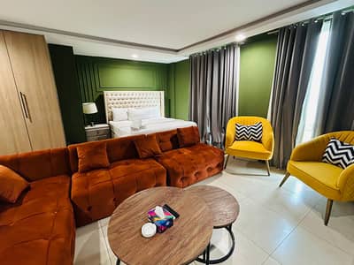 Classy Studio Apartment DHA Ph4 Gold Crest on per day rent