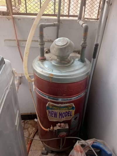 Geyser just like new only 3 months use