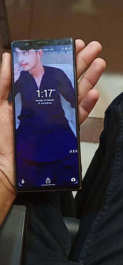 urgent sale karna hai no exchange please . I need Cash